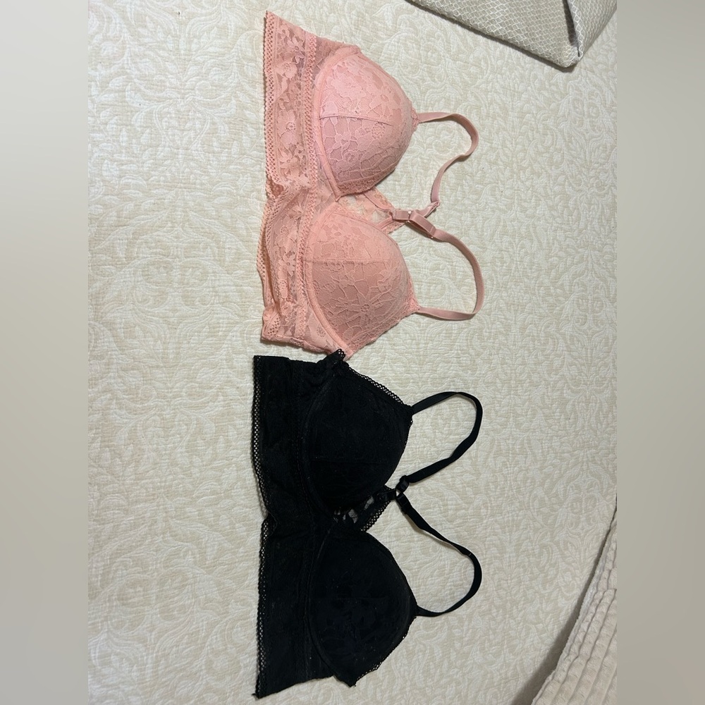 Victoria's Secret Lace Bra Duo - Soft Pink & Black